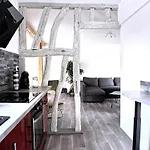 Eco-appart'hotel - Bde アパート